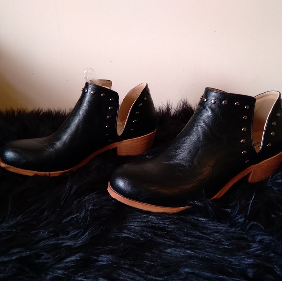 JUNEINLOVE ANKLE BOOTIES - Picture 3 of 10